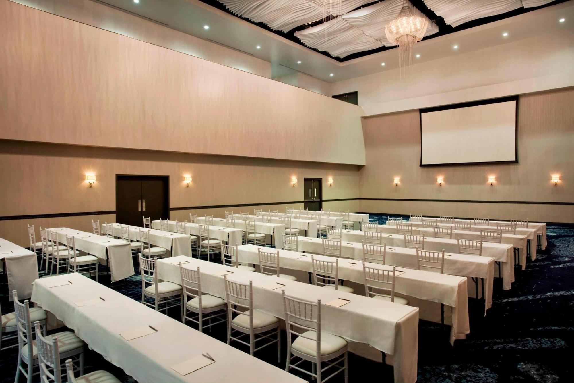 Sheraton Oklahoma City Downtown Hotel Ngoại thất bức ảnh